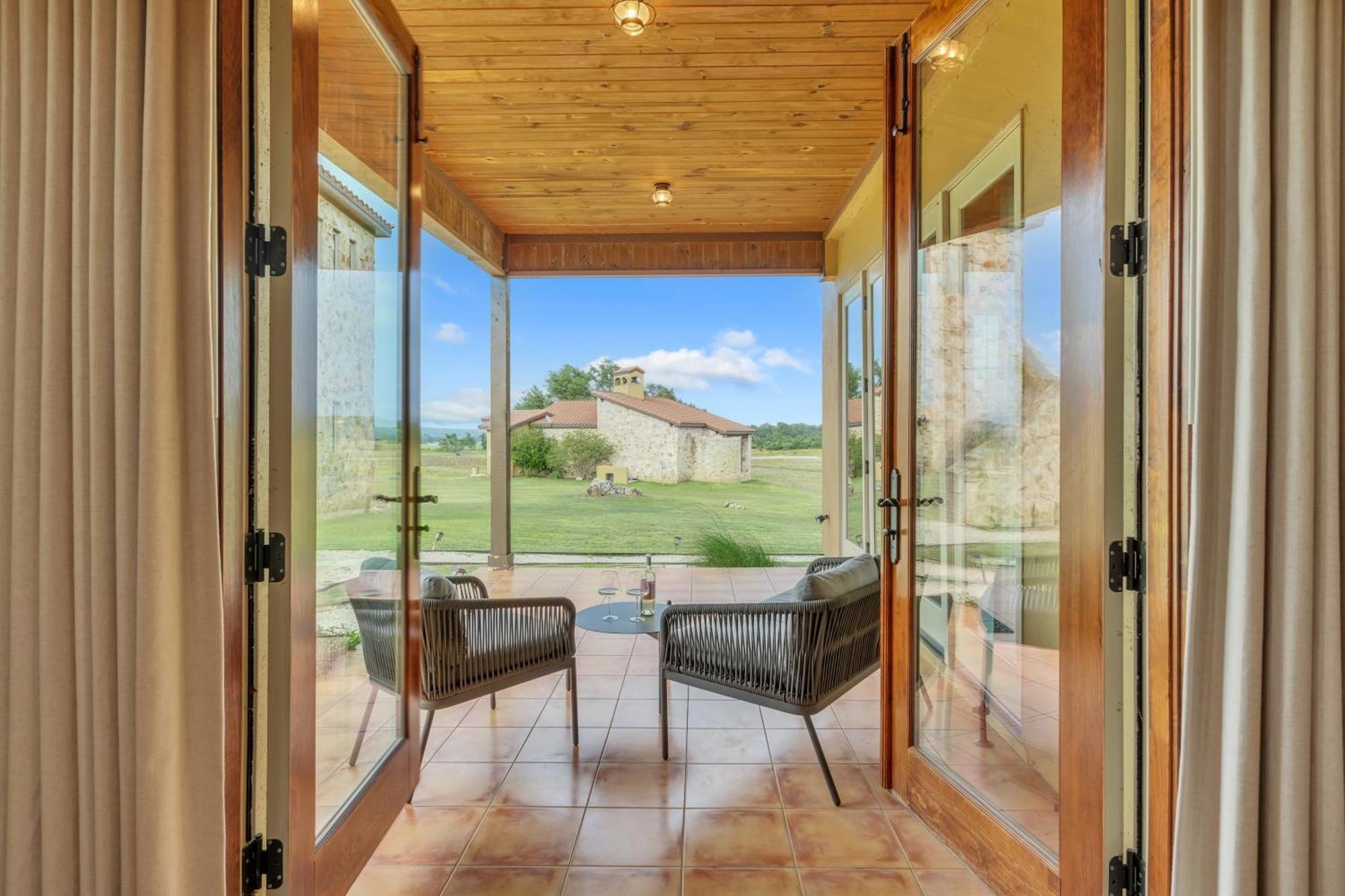 The Vineyard At Florence Экстерьер фото